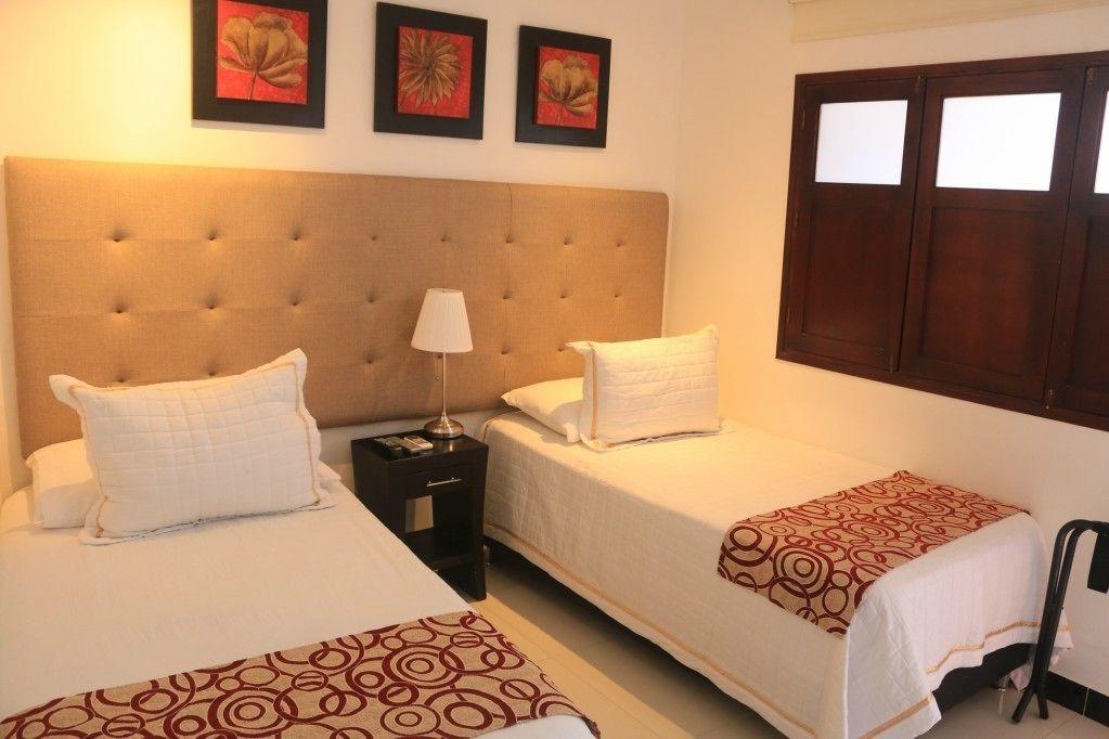 Hotel Portal De San Diego Cartagena Bagian luar foto